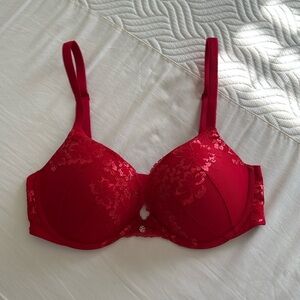 VS push up bra 34D ❤️